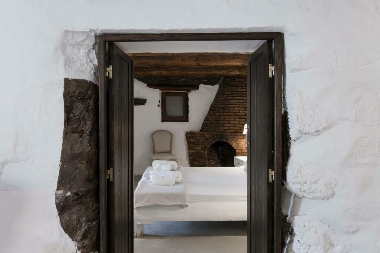Monastery Estate Guesthouse スーギア エクステリア 写真