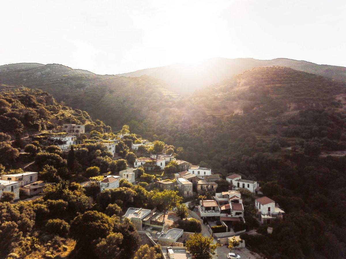 Monastery Estate Guesthouse スーギア エクステリア 写真