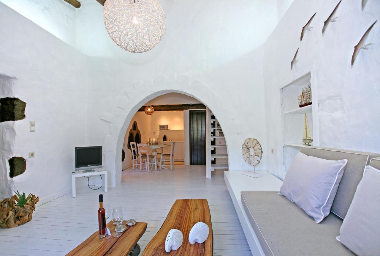 Monastery Estate Guesthouse スーギア 部屋 写真